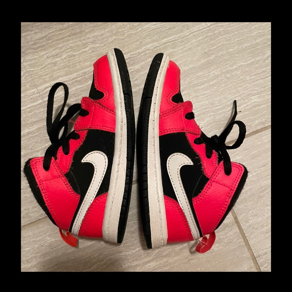 Jordan kids size 9